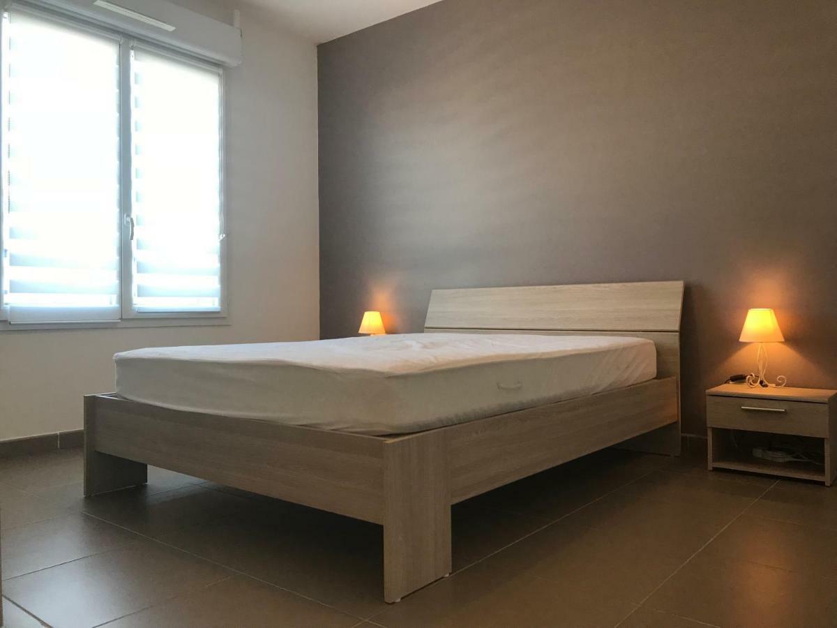 Appart' Au Port Apartment Frejus Luaran gambar