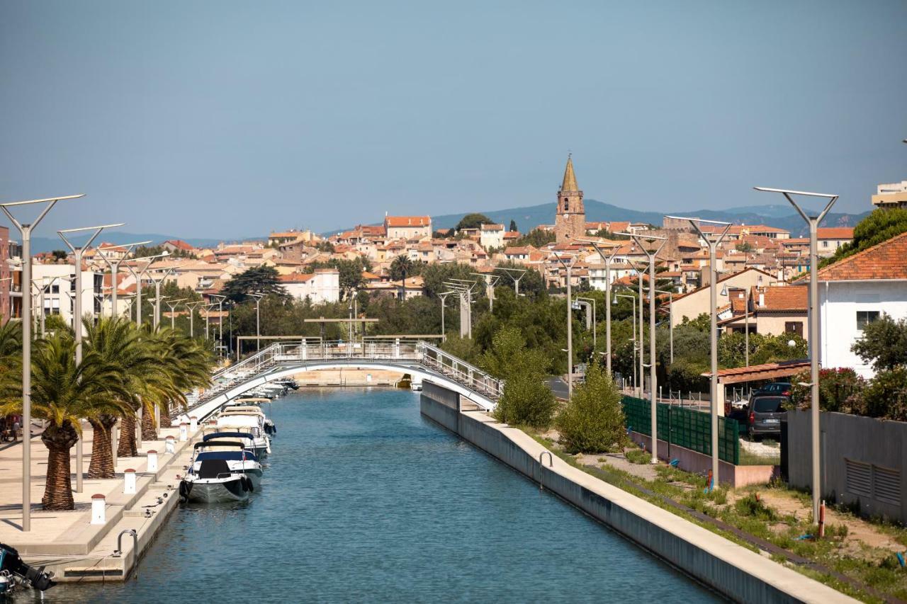 Appart' Au Port Apartment Frejus Luaran gambar